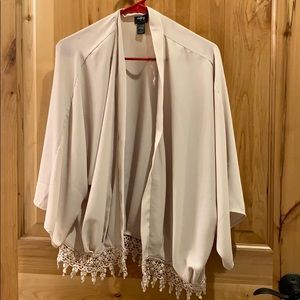 Light 3/4 sleeve cardigan